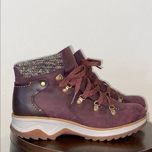 MERRELL burgundy Hiking boots